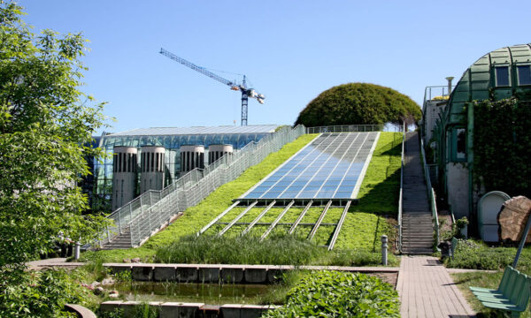 Sustainable thinking for green buildings